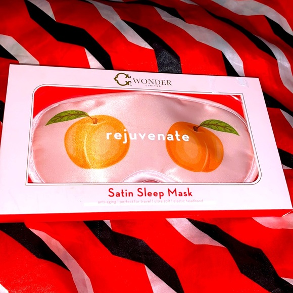 Satin Sleep 💤 Mask - Picture 1 of 2